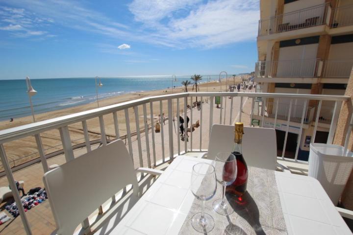 Apartamento Primera Linea Playa Centro De Guardamar Appartement Guardamar del Segura Buitenkant foto